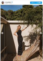 ブロンド＆前髪ありの新ヘアスタイルに反響　※「ミランダ・カー」Instagram