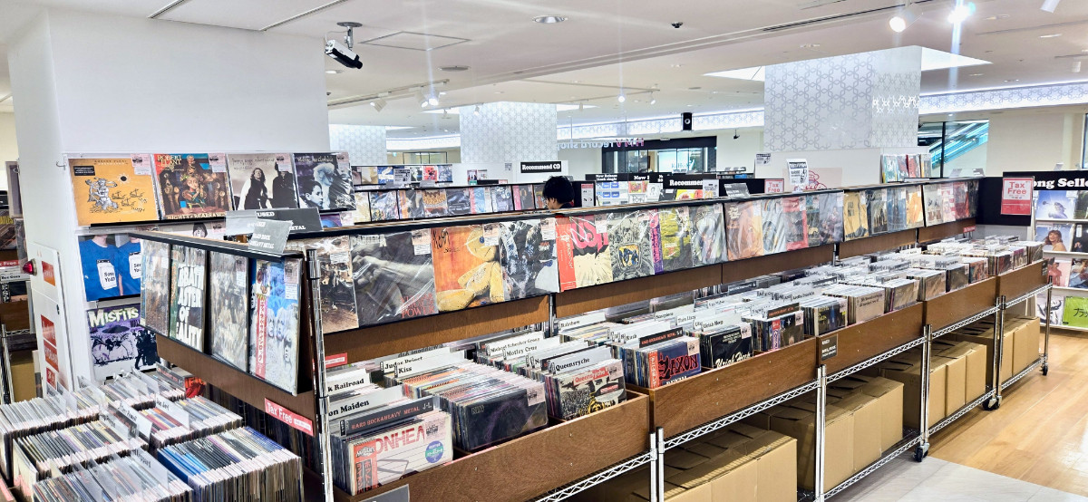 20260312_HMV record shop 心斎橋