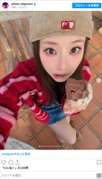 「小学生みたいな日」ガーリーなニット姿の重盛さと美　※「重盛さと美」Instagram