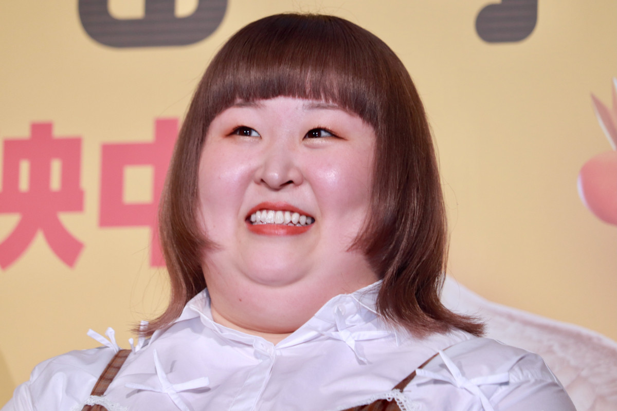 小手伸也、芳根京子に食事の誘いを断られ続けていた　「僕たちは仲良しなのかな？」