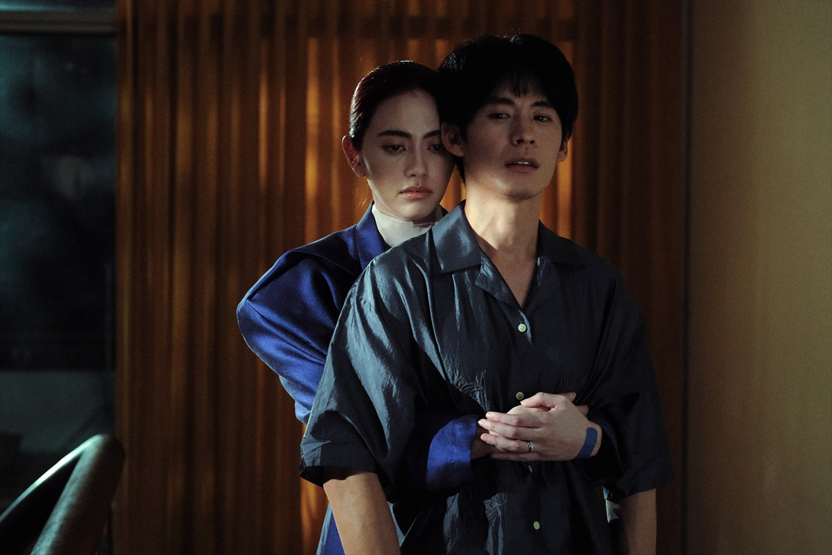 死んだ妻は“掃除機”の姿で帰ってきた　映画『ユースフル・ゴースト』7月10日公開