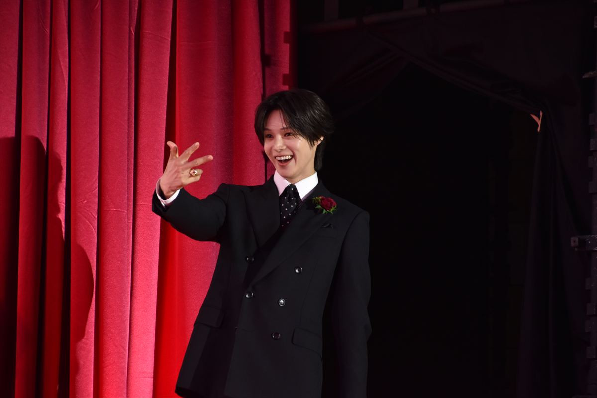 メリル・ストリープ＆アン・ハサウェイ『プラダを着た悪魔』コンビが来日！　&TEAM Kに役者としてのアドバイス