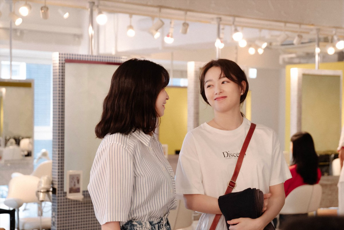 映画『死神バーバー』岡部大、平井亜門ら18名の追加キャストが発表　場面写真も解禁に