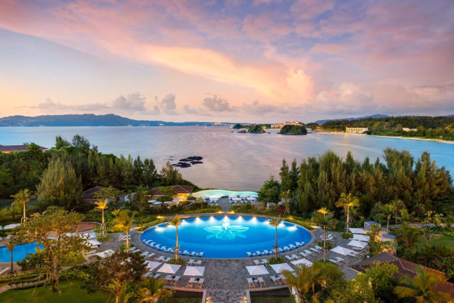 沖縄でGWに売れているホテルTOP5！ 「フォーブス・トラベルガイド2026」で最高評価“5つ星”を獲得したビーチリゾート