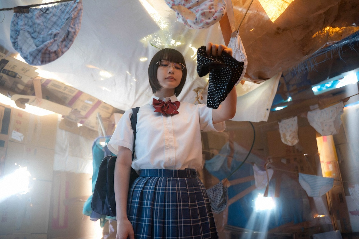 『惡の華』第5話 “春日”鈴木福、“仲村”あのに再契約を持ちかけ女子更衣室に向かう