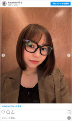 いつもと一味違う！　本郷柚巴の“知的なお姉さん”スタイル　※「本郷柚巴」Instagram