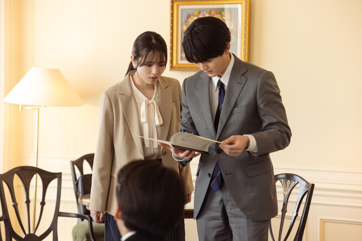 『リボーン』“もう1人の光誠”高橋一生、意味深な表情で絶句　ネット騒然「なんだ…？」「入れ替わってたりする？」