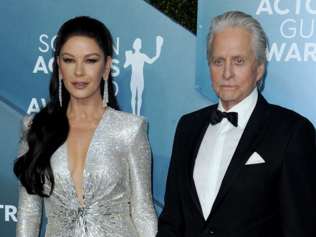 マイケル・ダグラス＆キャサリン・ゼタ＝ジョーンズの娘が俳優としてプロデュー