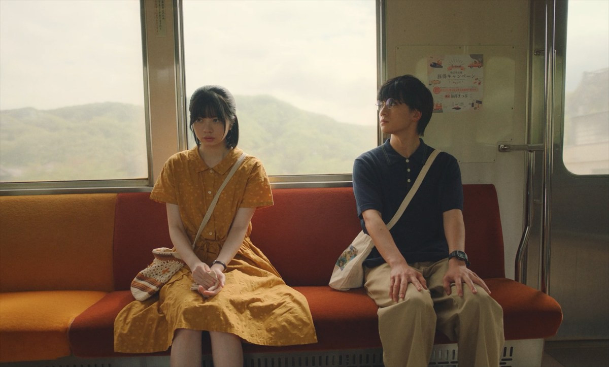 桜田ひより×木戸大聖W主演『モブ子の恋』主人公・信子の心情を表す場面写真解禁