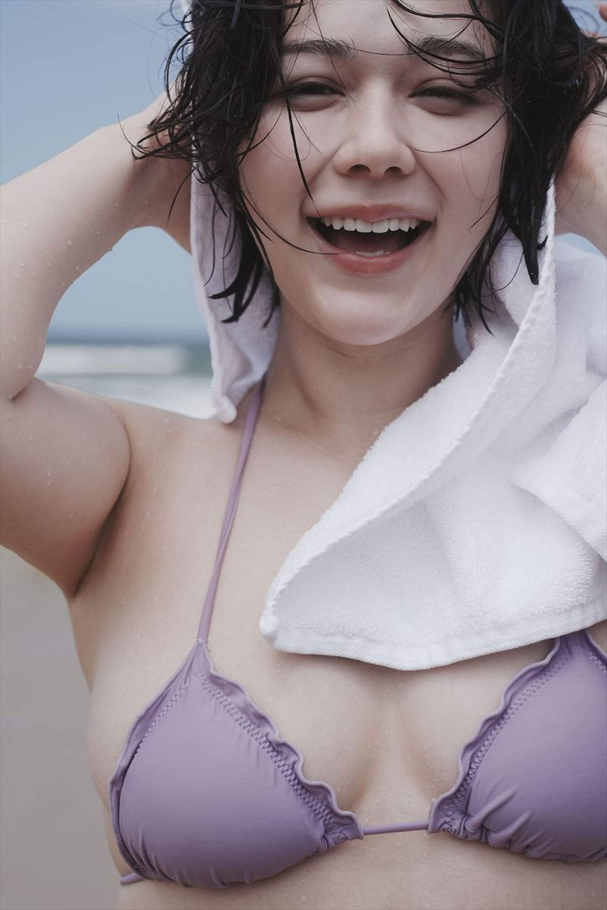 村重杏奈「峰不二子みたいになりたかった」　“ヘルシーなエロ”をテーマに魅せるラスト写真集