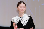 第35回日本映画批評家大賞授賞式に出席した南琴奈