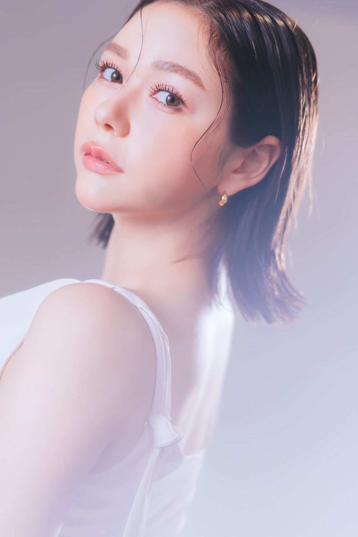 村重杏奈「峰不二子みたいになりたかった」　“ヘルシーなエロ”をテーマに魅せるラスト写真集