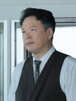 特集ドラマ『手塚治虫の戦争』に出演する田中哲司