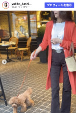 柏木由紀子、鮮やか上品コーデ披露　※「柏木由紀子」Instagram