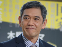 杉本哲太