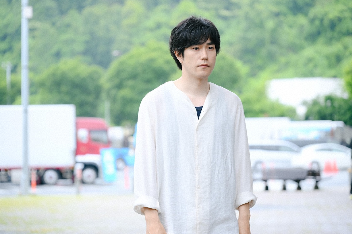 『Ｔシャツが乾くまで』第8話 “充”松山ケンイチ、“咲子”蒼井優のことを知るため知人たちを呼び出す