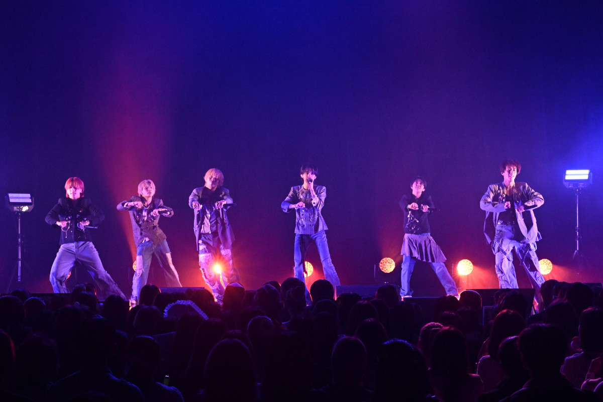 MON7A、LIL LEAGUE、The Right Lightがライブパフォーマンス！ “学園祭”に稲垣来泉、大島美優ら『GTO』生徒が大集合