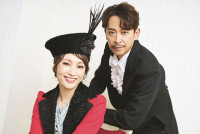 （左から）望海風斗、坂本昌行