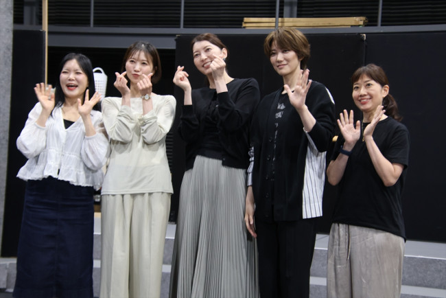 音楽劇『３９歳』稽古場取材会の様子