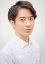 リーディング・オペラ『ラ・ボエーム』に出演する村井良大