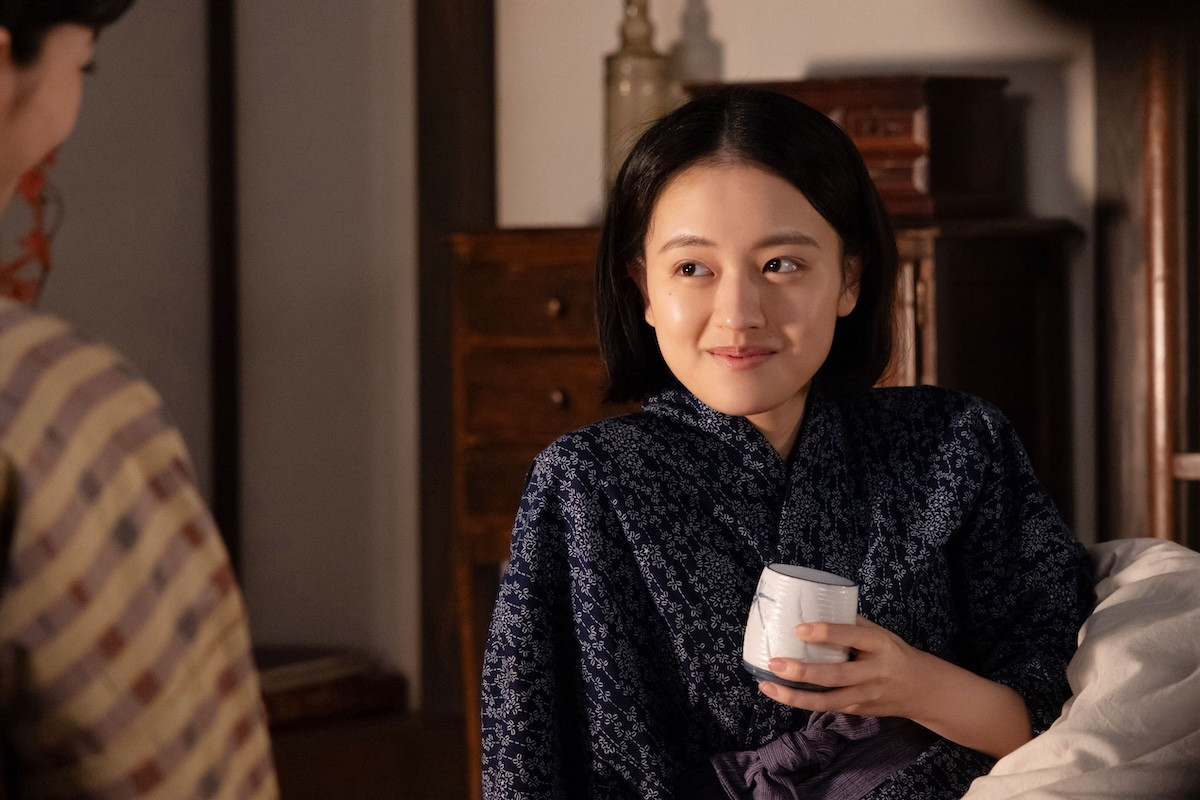 明日の『風、薫る』“りん”見上愛、立ちくらみを起こした“直美”上坂樹里を心配