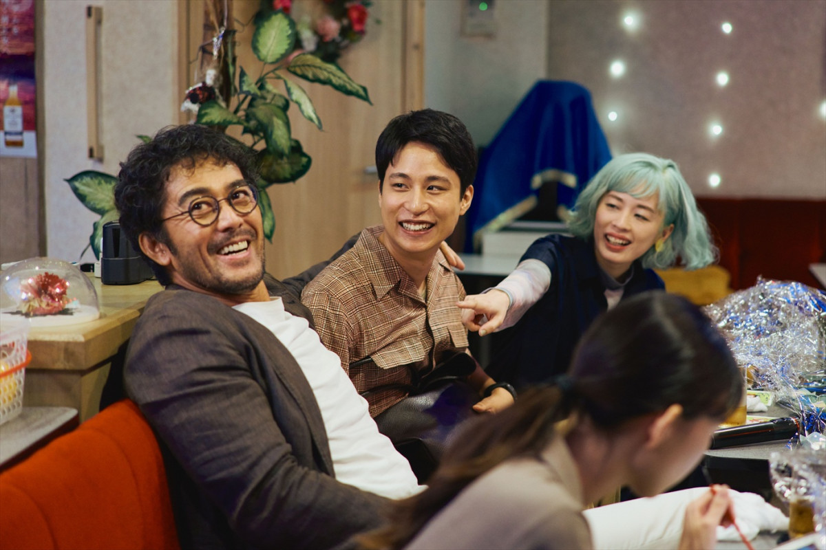 森田剛がこじらせ男を体現！　映画『見上げてごらん』キャラ紹介映像＆新場面写真10点解禁
