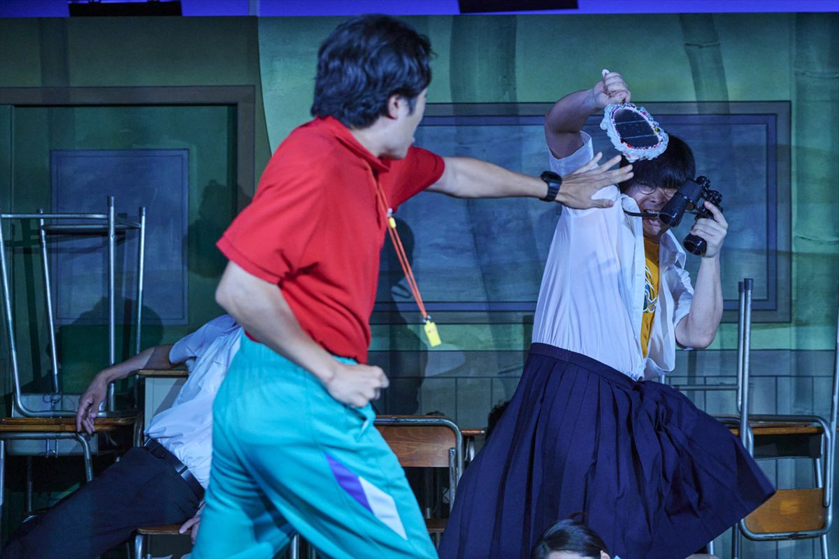 アナログスイッチ『転校生は、かぐや』開幕！　さえない男子高校生たちのもとに“月人”の少女が