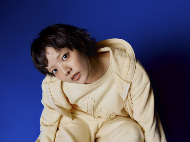 ドラマ『もうパパ！』主題歌担当のあいみょんアーティスト写真