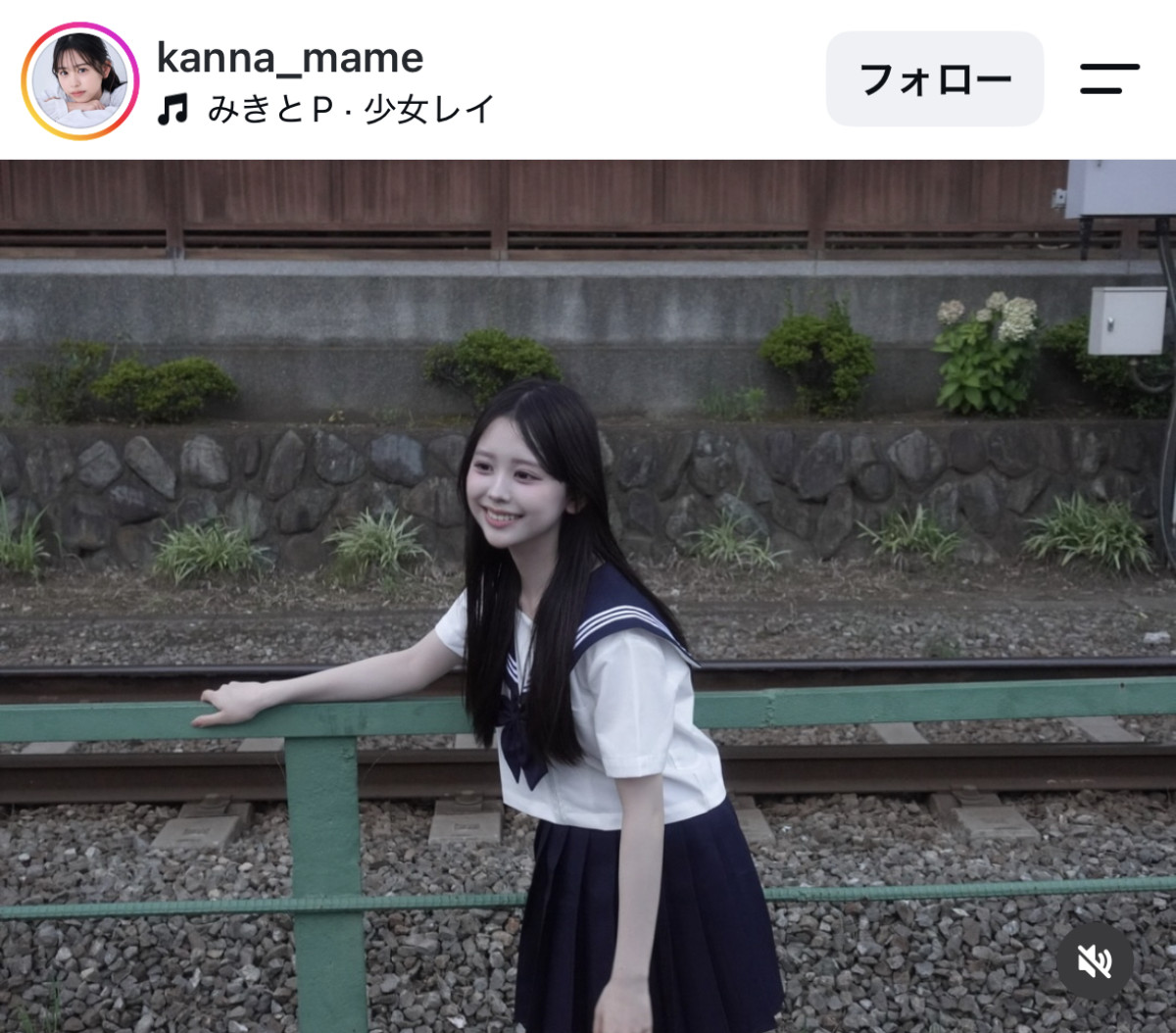 『GTO』とひと味違う！　梶原叶渚16歳、かれんなセーラー服姿に反響