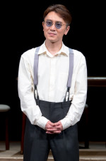 安田章大、PARCO PRODUCE 2026『髪結いの亭主』取材会に登場