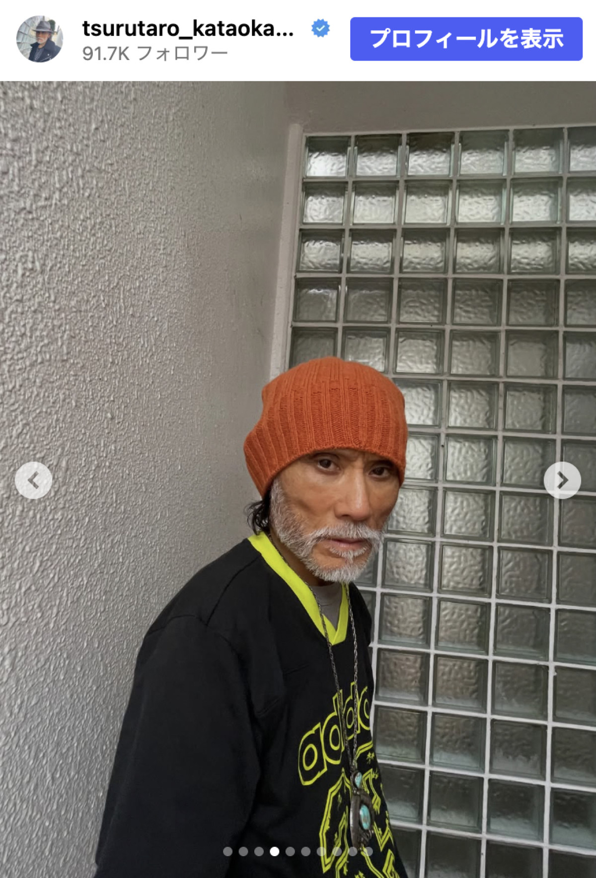 “オシャレすぎる70代”片岡鶴太郎、イケオジスーツ姿に反響「ダンディの極み」