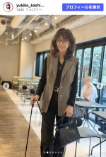 柏木由紀子、秋コーデを披露　※「柏木由紀子」Instagram