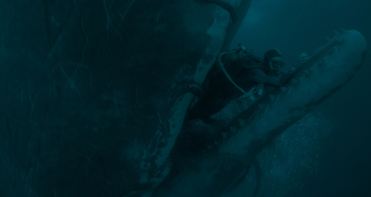 9月4日は“クジラの日”！　キンタロー。＆ゆい小池がクジラの丸呑みになる衝撃映像が公開