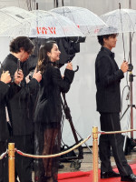 「第39回東京国際映画祭」オープニングレッドカーペットに登場した平祐奈