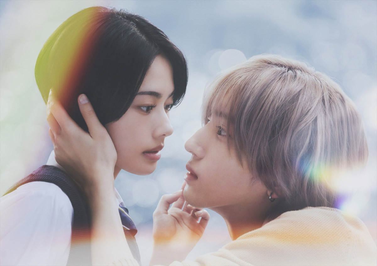 現実世界に琥珀と宵が！　道枝駿佑×安斉星来『うるわしの宵の月』原作オマージュカット解禁　入プレも決定