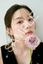 『永野芽郁オフィシャルカレンダー2027』特典B（楽天ブックス）