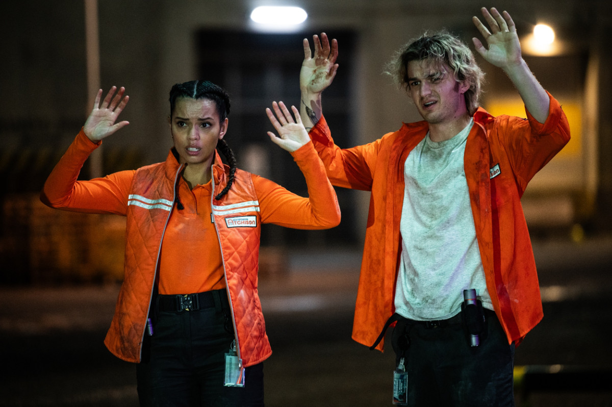 感染したら人類滅亡は避けられない！　リーアム・ニーソンも参戦『アンダー・ストレージ／未知なる脅威』予告公開