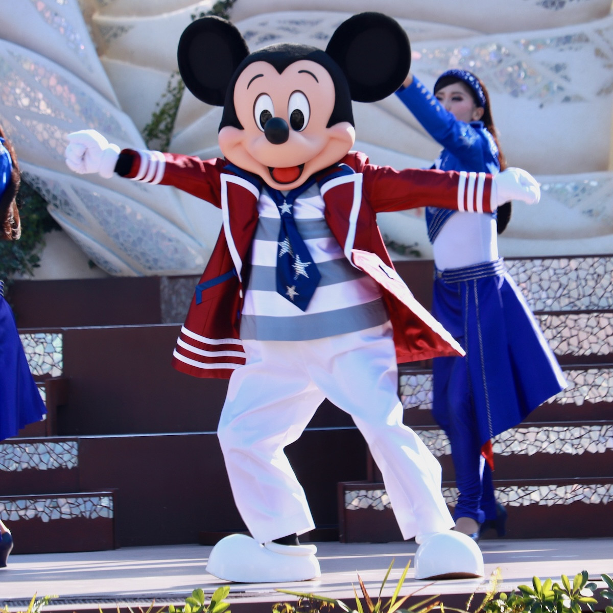 20260113_ステージショー「ダンス・ザ・グローブ！