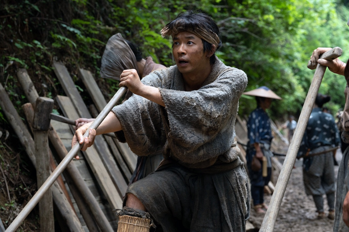 『豊臣兄弟！』初回　小栗旬、10年ぶり2度目の信長役に称賛続々「オーラがすごい…」「貫禄マシマシ」