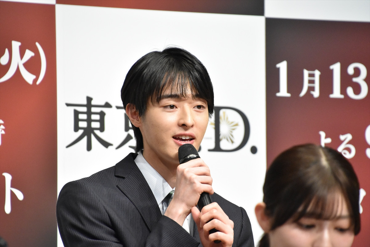 福士蒼汰の“広背筋”、イケオジ揃いの出演者に注目！　ドラマ『東京P.D. 警視庁広報2係』見どころを出演者が紹介