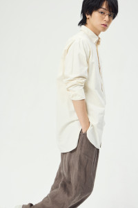 舞台『四畳半神話大系』主演の伊野尾慧