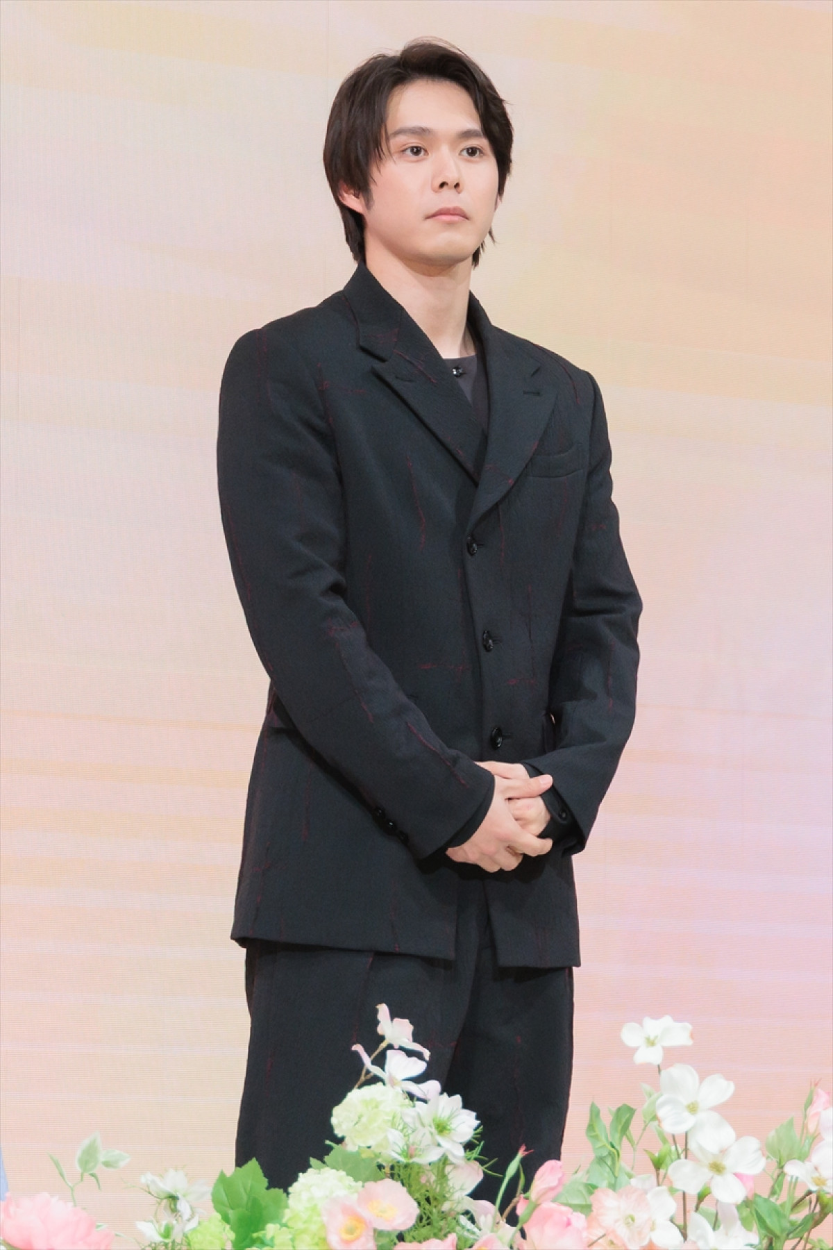 綾瀬はるか＆妻夫木聡、およそ18年ぶり共演で夫婦役 「素晴らしい女優さん」と称賛