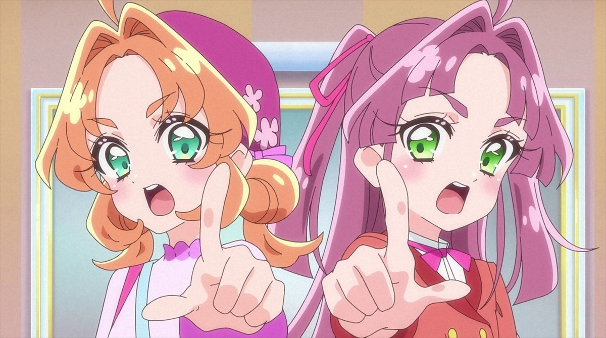 『名探偵プリキュア！』第1話「誕生！名探偵プリキュア！」、ペンダントの光に飲まれて1999年にタイムスリップ