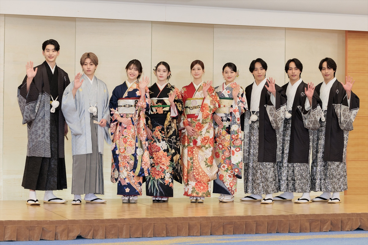 生見愛瑠「『見ない日ないね』と言われる人になりたい」　高石あかり、上坂樹里らエイベックス所属タレントと晴れ着お披露目