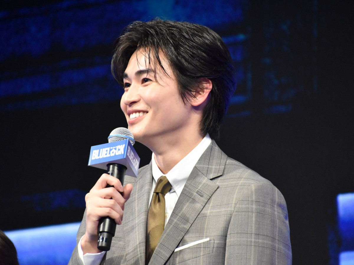 高橋恭平、実写映画『ブルーロック』出演は「財産に」　なにわ男子・藤原丈一郎と走り込み＆道枝駿佑からボールプレゼントも