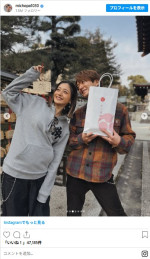 みちょぱ、夫・大倉士門とわら天神宮でお参り！　※「池田美優」インスタグラム