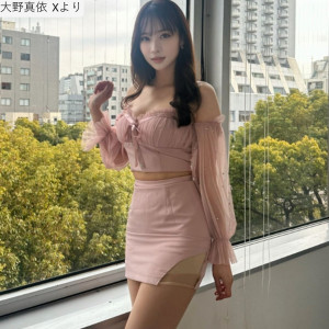 大野真依、ソロショット　※「大野真依」X