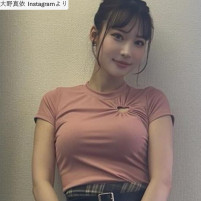 大野真依、ソロショット　※「大野真依」Instagram