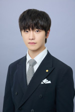 ドラマ『10回切って倒れない木はない』に出演するキム・ドワン