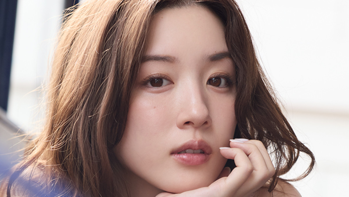 永野芽郁の「今」を収めたフォトブック＆スタイルブック スペシャルBOX発売　表紙＆収録カット解禁